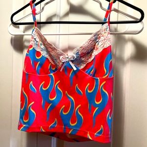 Small flame she in crop tank